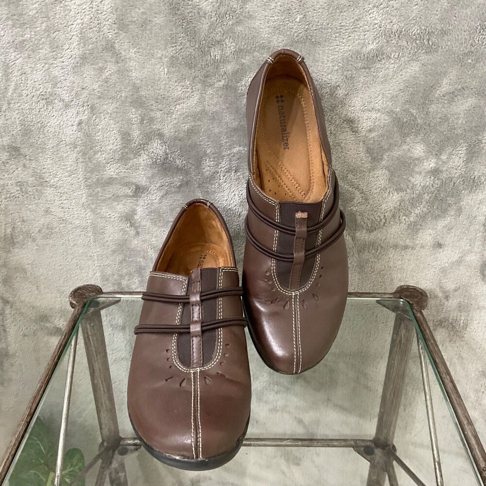 Naturalizer Nasan comfort shoes women’s SZ 8 Brown Leather Slip On Loafers Flex